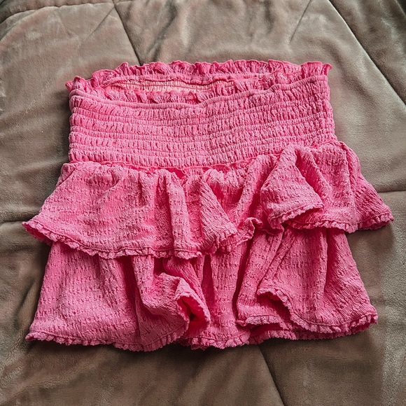 Vici Bubblegum Smocked Ruffle Top - Picture 3 of 3